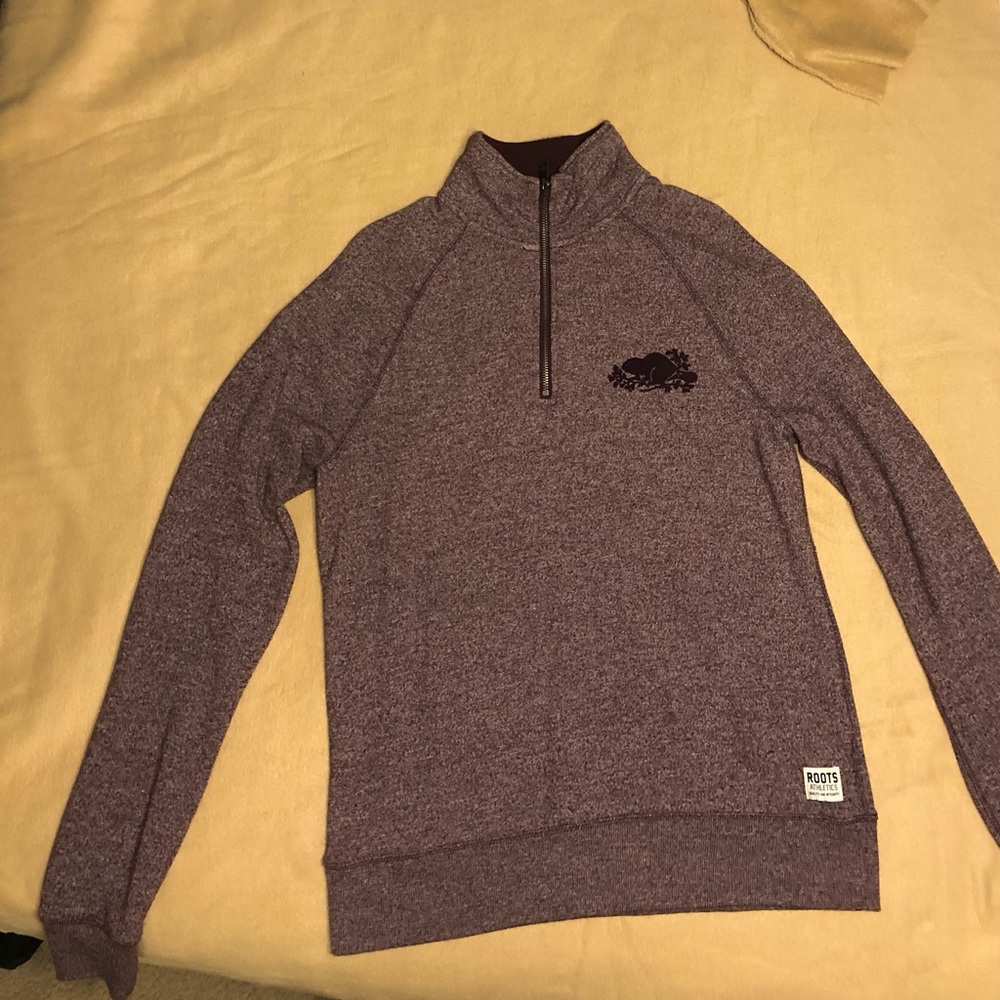 Roots Canada brand sweatshirt - size XL